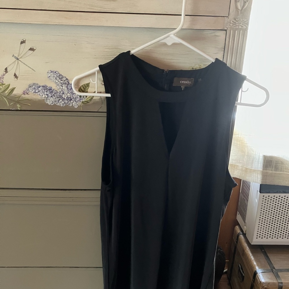 Crosby Black Sheath V-Neck Top for Cocktail
